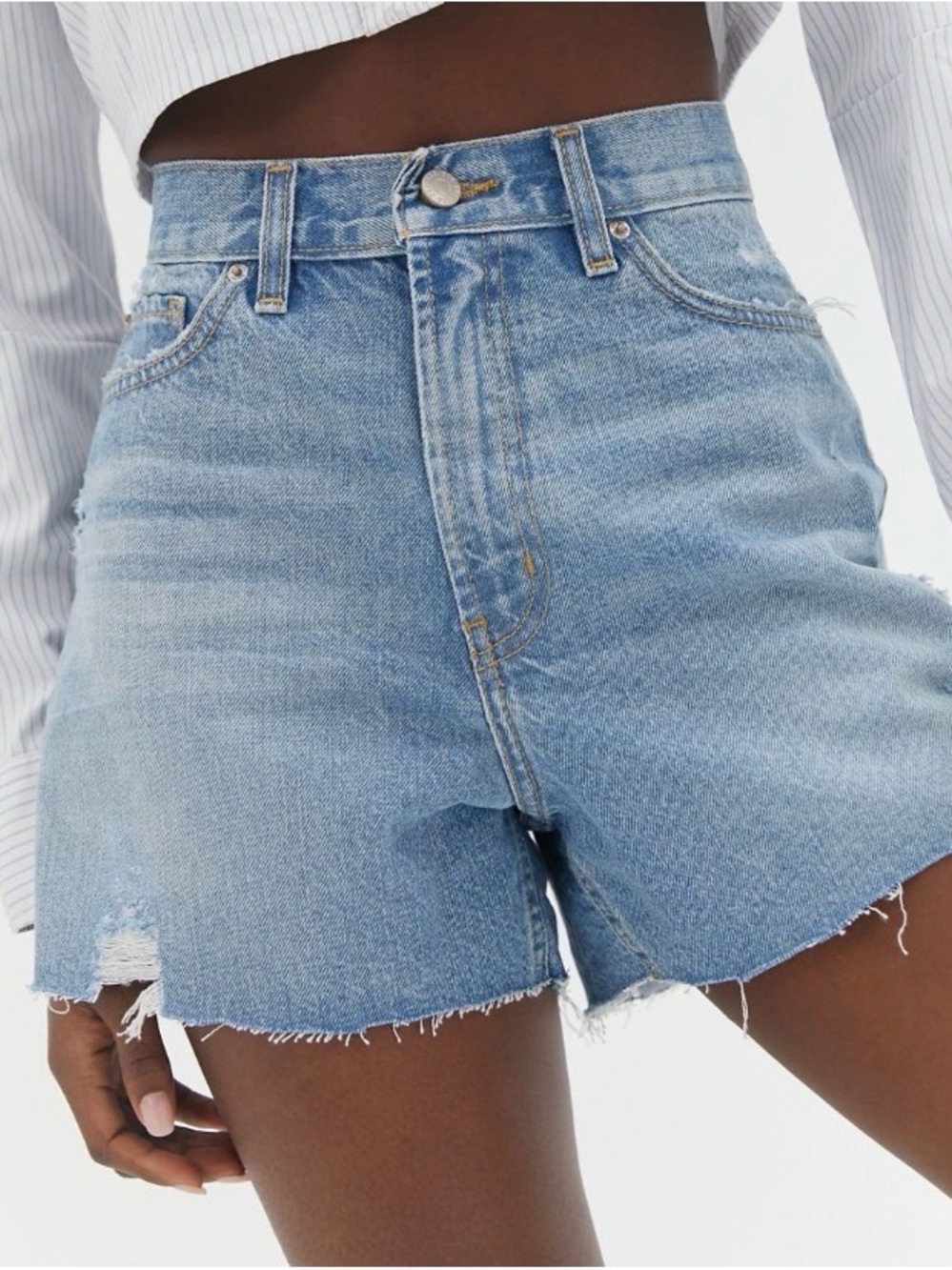 BDG A-Line High-Rise Light Blue Denim Shorts, size 30